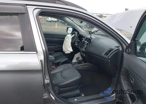 2015 Mitsubishi Outlander Sport 2.4 Gt z USA, uszkodzony, nr VIN 4A4AR4AW5FE057464